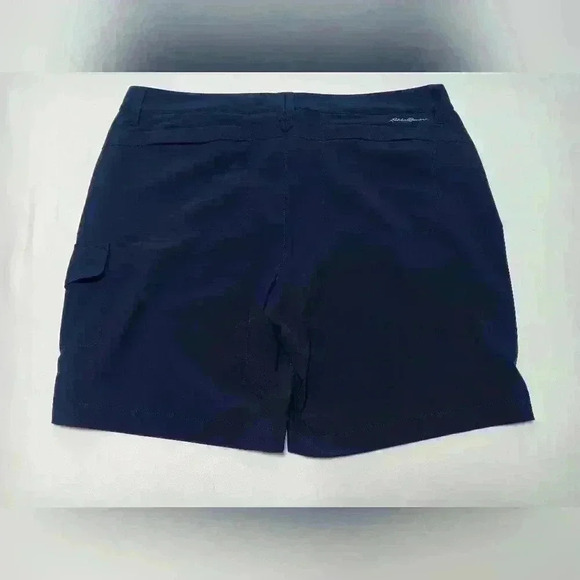 Eddie Bauer Cargo pocket ladies shorts. Size 14 - Picture 6 of 6